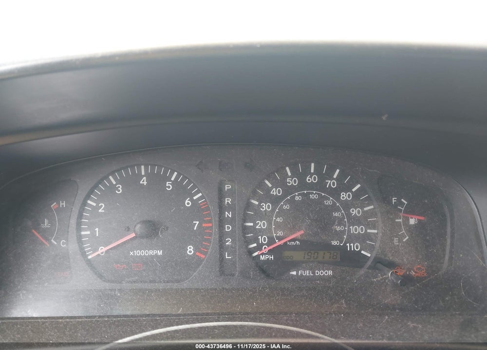 2000 TOYOTA SIENNA XLE VIN: 4T3ZF13C6YU171909