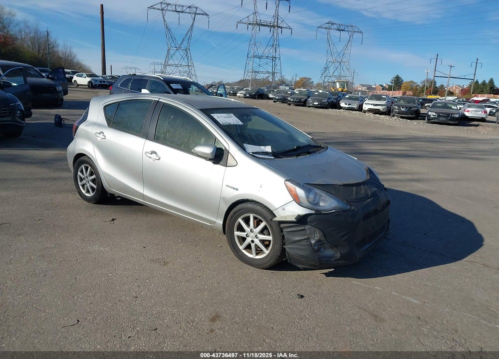2015 TOYOTA PRIUS C THREE VIN: JTDKDTB37F1580937