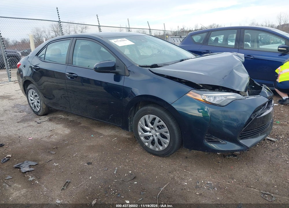 2017 TOYOTA COROLLA LE VIN: 2T1BURHE3HC850319