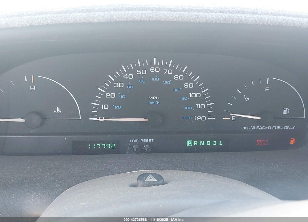 1999 DODGE GRAND CARAVAN VIN: 2B4GP24G8XR145930