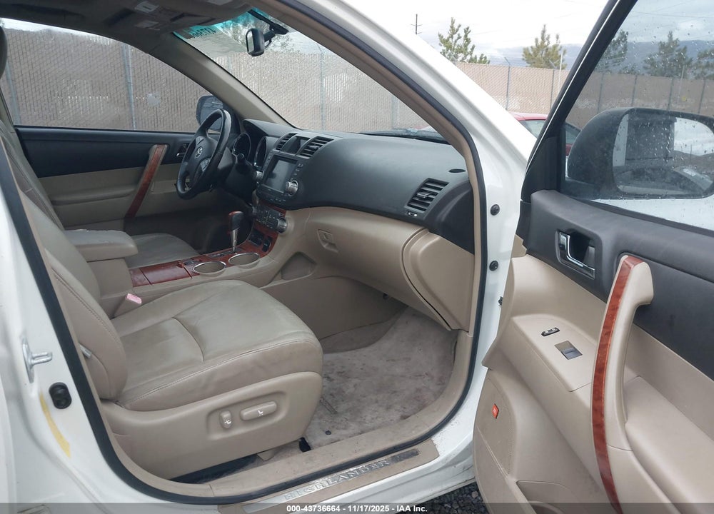 2008 TOYOTA HIGHLANDER LIMITED VIN: JTEDS42A882047362