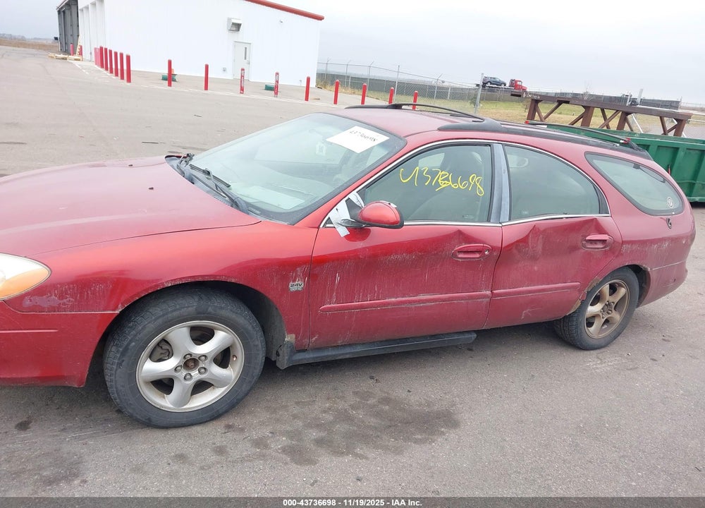 2000 FORD TAURUS SE VIN: 1FAFP58S2YG147339