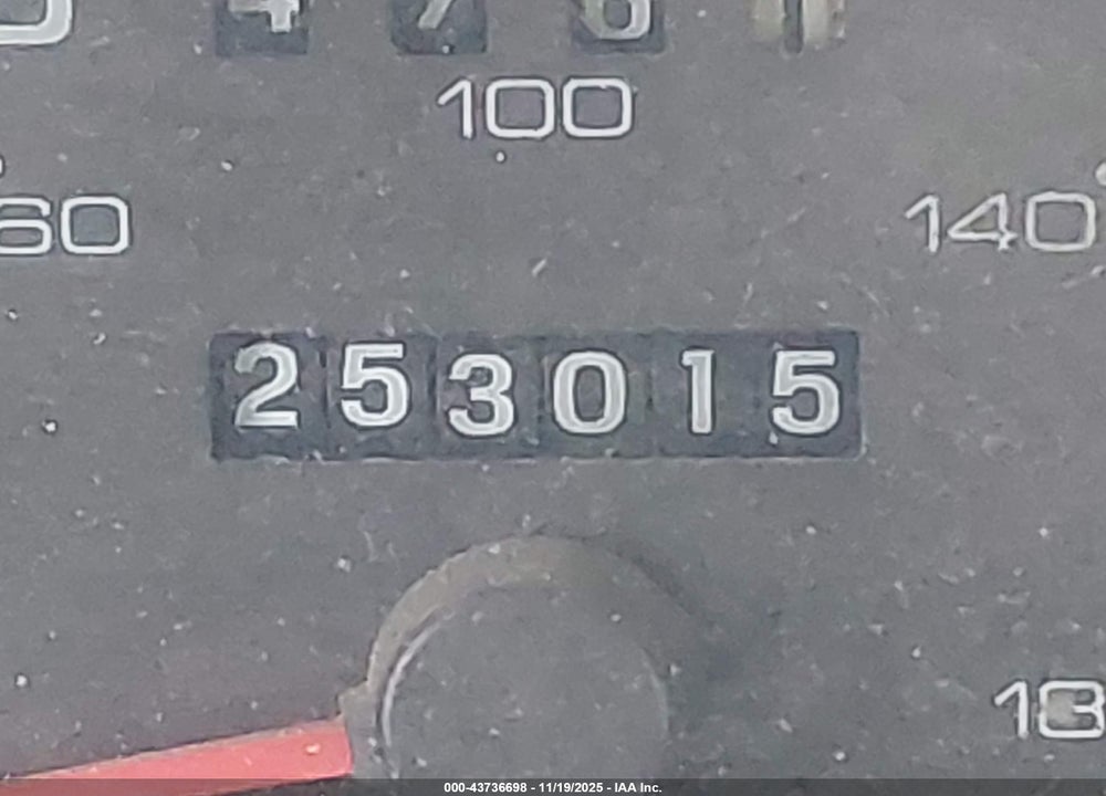 2000 FORD TAURUS SE VIN: 1FAFP58S2YG147339