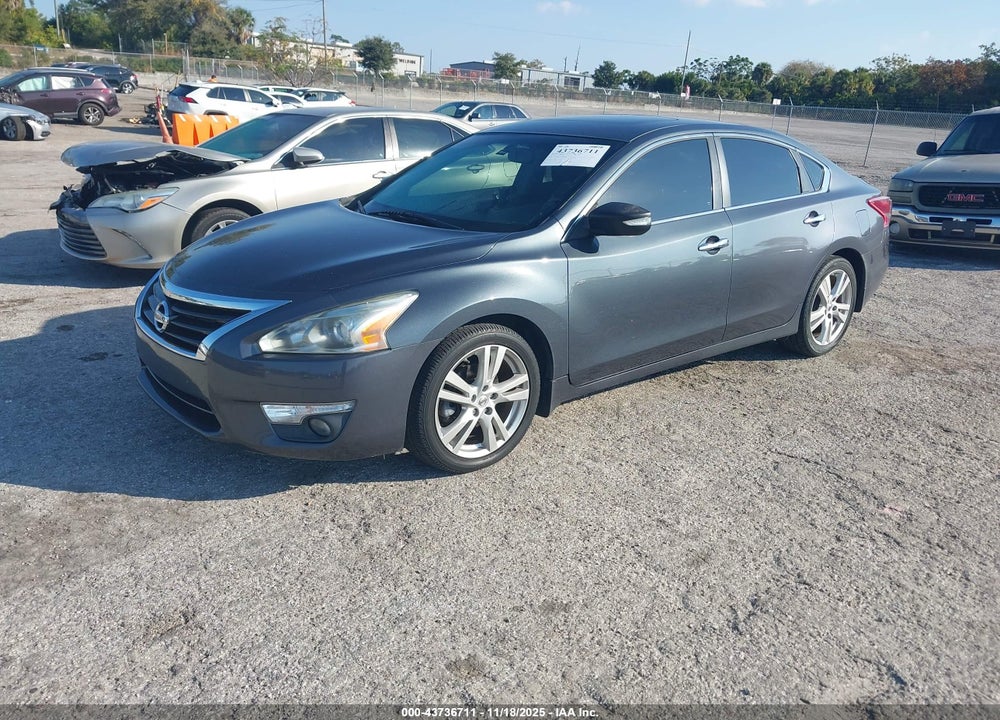 2013 NISSAN ALTIMA 3.5 SV VIN: 1N4BL3AP0DN560936