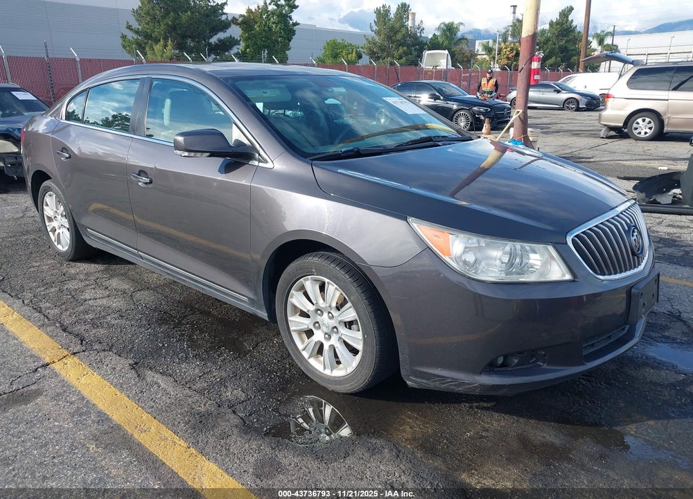 2013 BUICK LACROSSE LEATHER GROUP VIN: 1G4GC5GR2DF181236