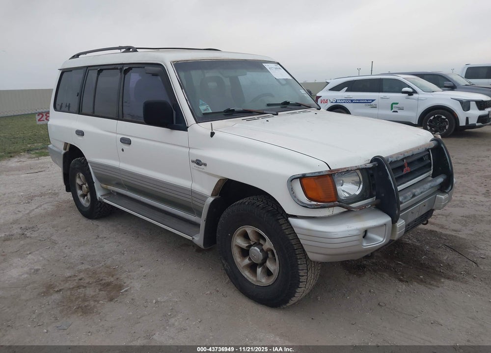 2000 MITSUBISHI MONTERO VIN: JA4MR51R0YJ002963