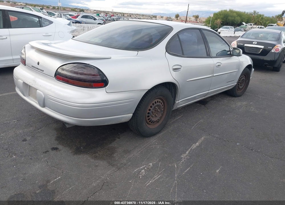 2001 PONTIAC GRAND PRIX SE VIN: 1G2WK52J11F216496