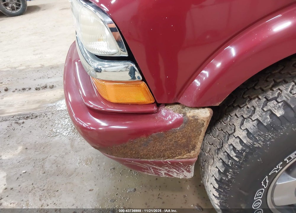 2003 CHEVROLET BLAZER LS VIN: 1GNDT13X23K181853