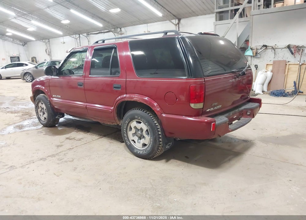 2003 CHEVROLET BLAZER LS VIN: 1GNDT13X23K181853