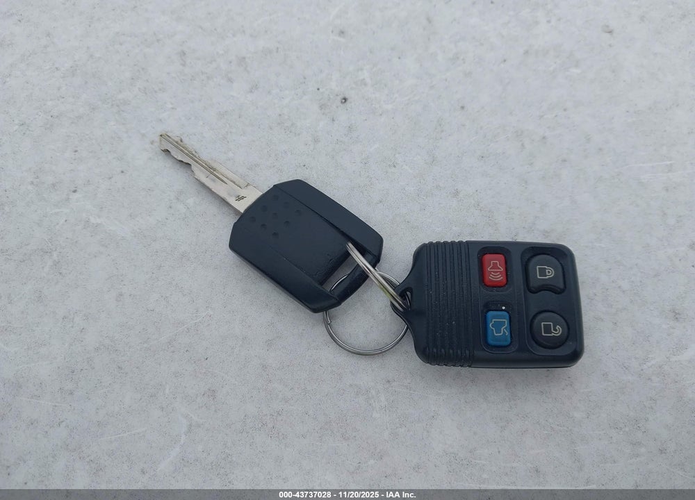 2008 MERCURY GRAND MARQUIS VIN: 2MEHM75VX8X614974