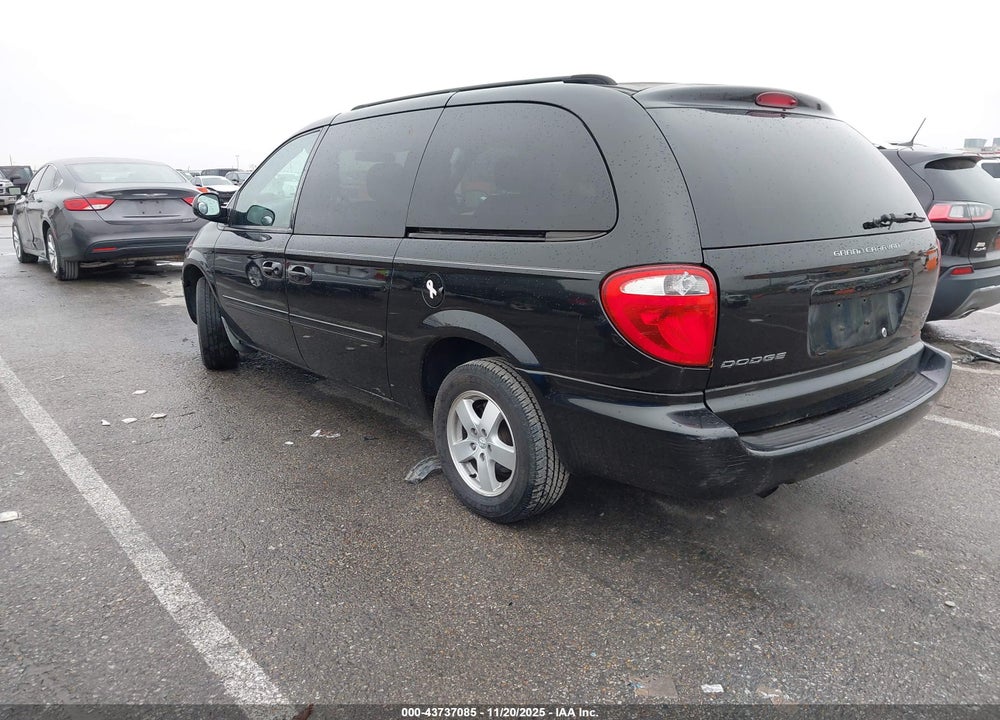 2007 DODGE GRAND CARAVAN SXT VIN: 2D4GP44L67R105344