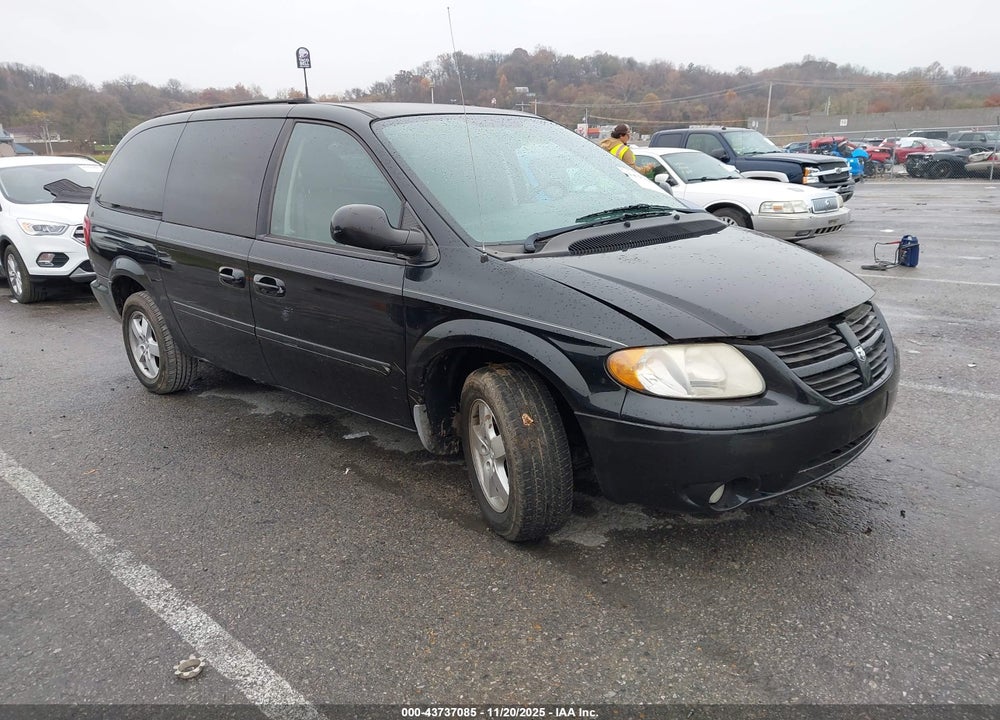 2007 DODGE GRAND CARAVAN SXT VIN: 2D4GP44L67R105344