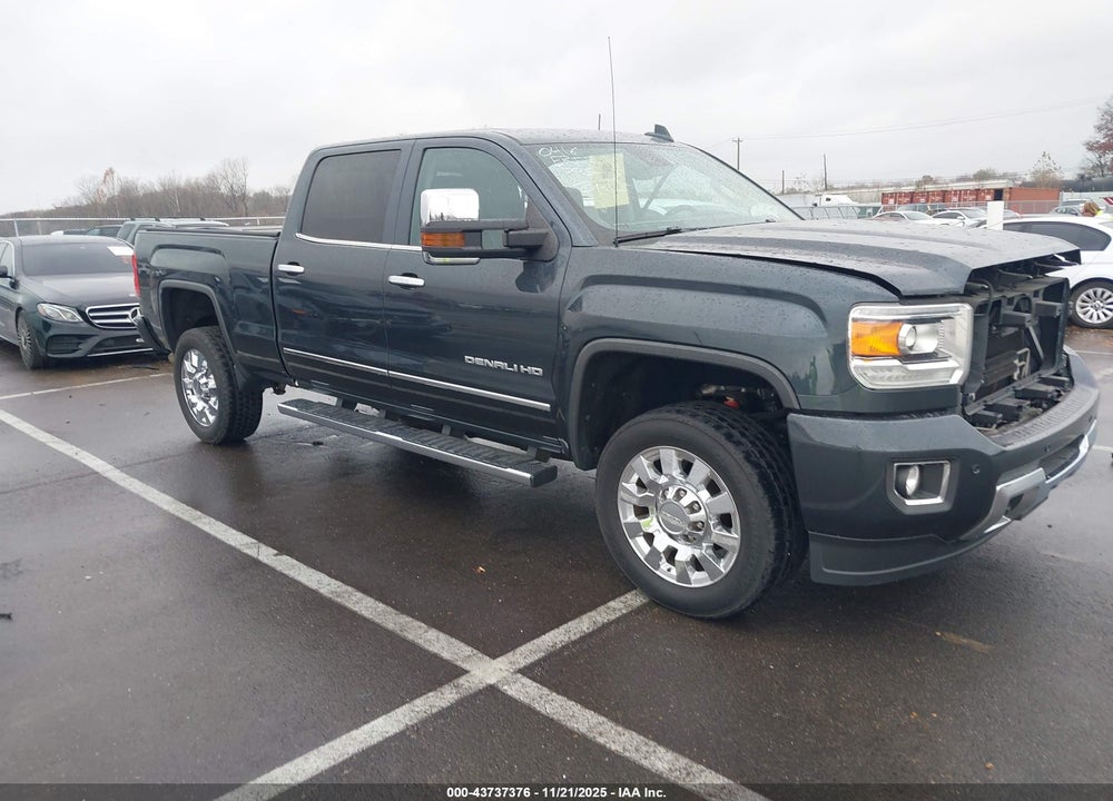 2017 GMC SIERRA 2500HD DENALI VIN: 1GT12UEG2HF174768