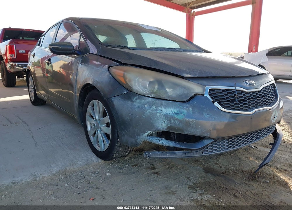 2015 KIA FORTE EX VIN: KNAFX4A88F5380103