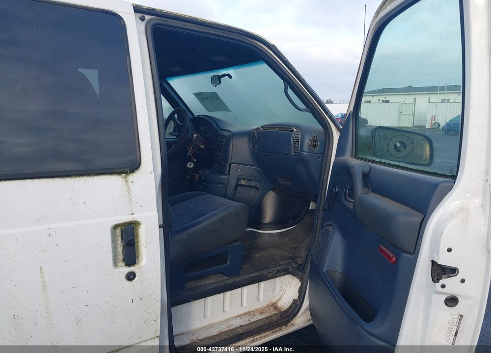 2002 CHEVROLET ASTRO VIN: 1GCDM19X12B113765