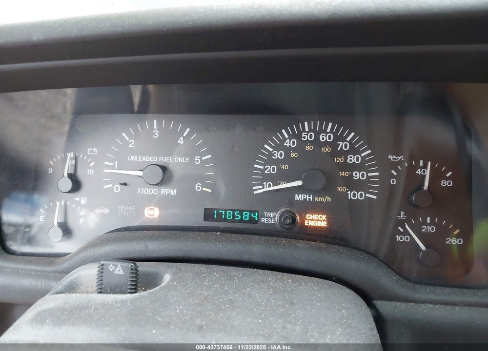 1999 JEEP CHEROKEE CLASSIC/SPORT VIN: 1J4FF68S8XL597869