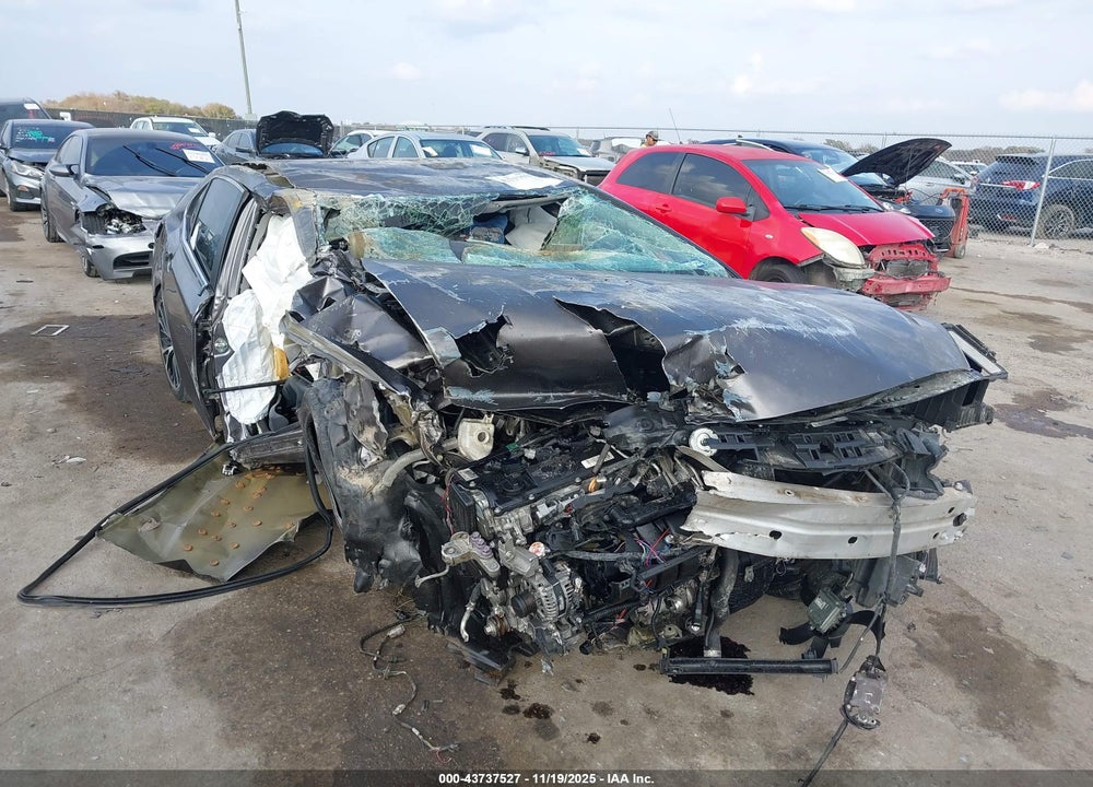 2020 TOYOTA CAMRY SE VIN: 4T1G11AK2LU355648