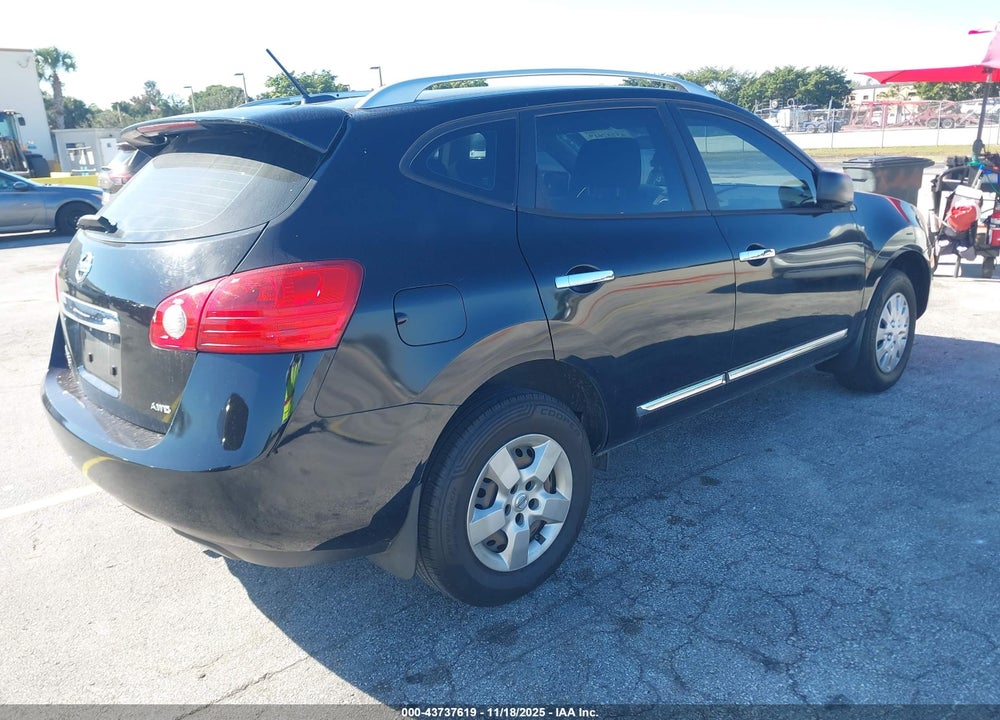 2015 NISSAN ROGUE SELECT S VIN: JN8AS5MVXFW257095