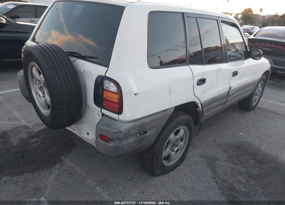 1998 TOYOTA RAV4 VIN: JT3GP10V0W0029989