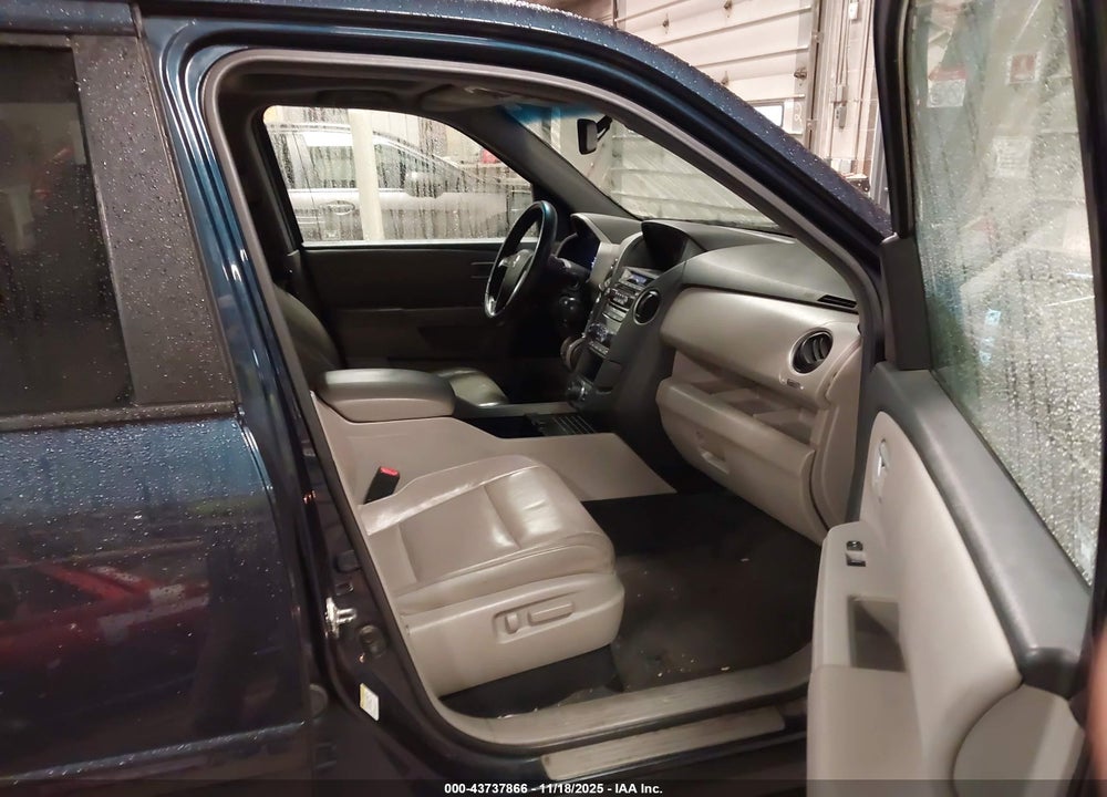 2012 HONDA PILOT EX-L VIN: 5FNYF4H60CB051831