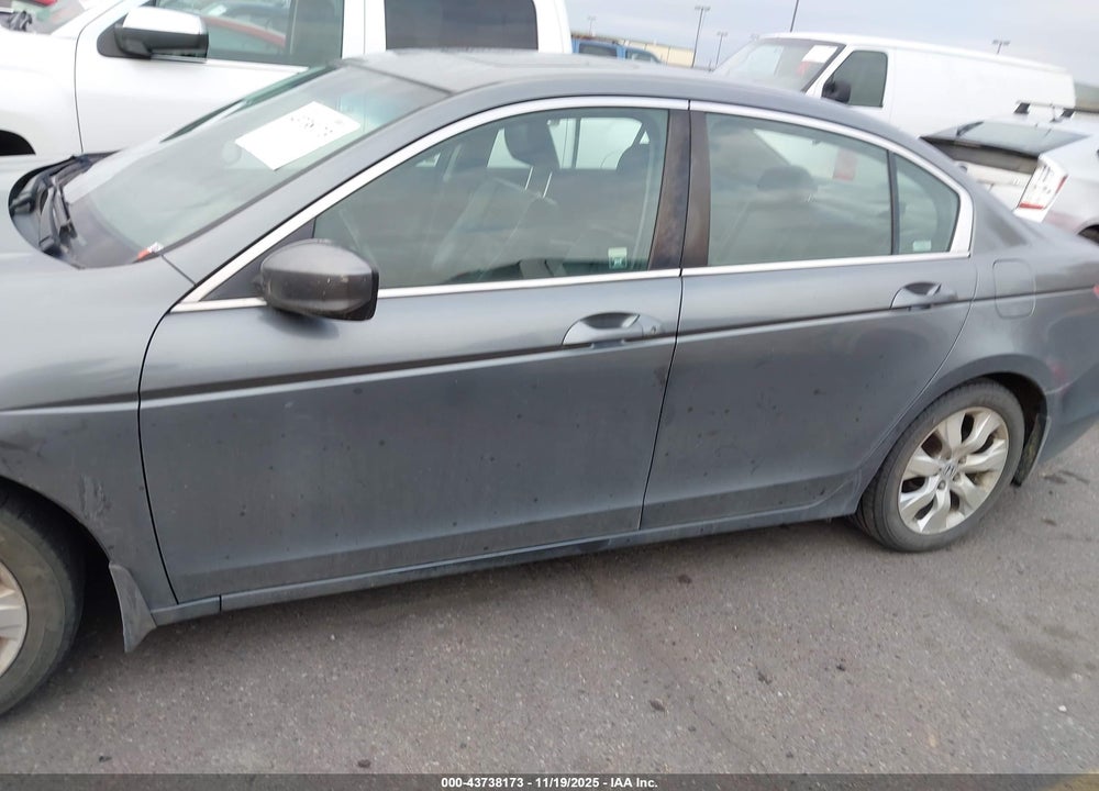 2008 HONDA ACCORD 2.4 EX-L VIN: JHMCP26858C057580