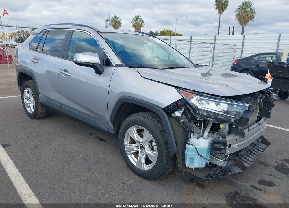 2021 TOYOTA RAV4 XLE VIN: 2T3W1RFV5MC160344