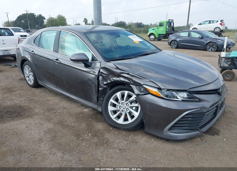 2024 TOYOTA CAMRY LE VIN: 4T1R11AK4RU886397