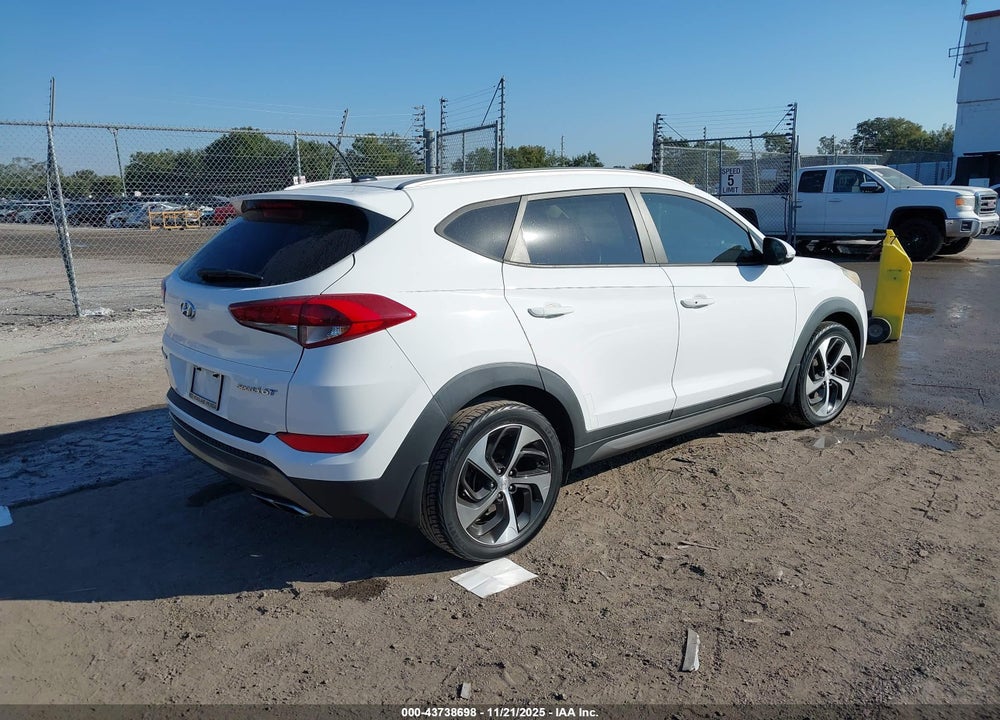 2016 HYUNDAI TUCSON SPORT VIN: KM8J33A22GU247855