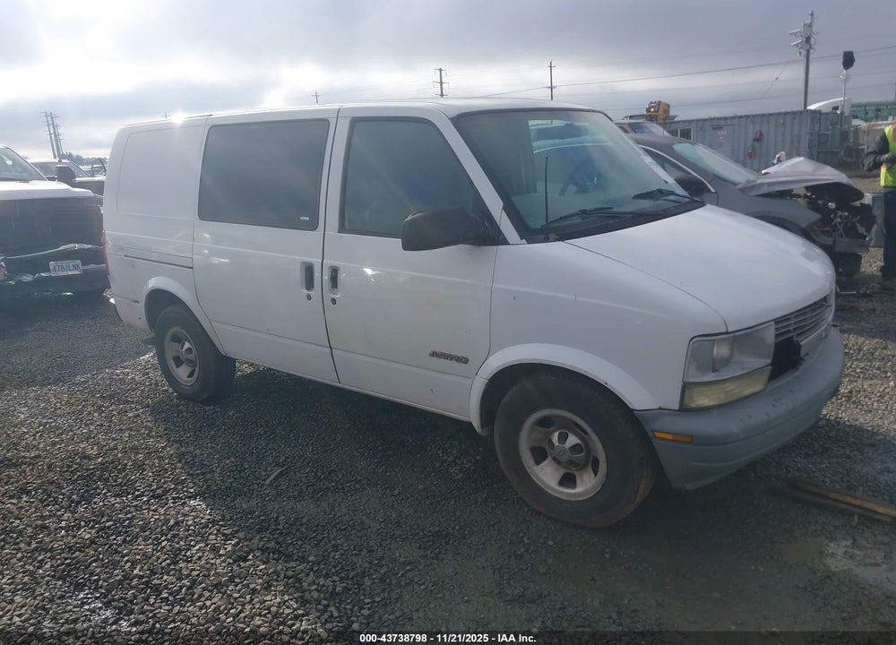 2001 CHEVROLET ASTRO VIN: 1GCDM19WX1B136547