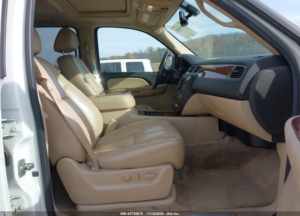 2007 CHEVROLET TAHOE VIN: 1GNFK130X7J264229