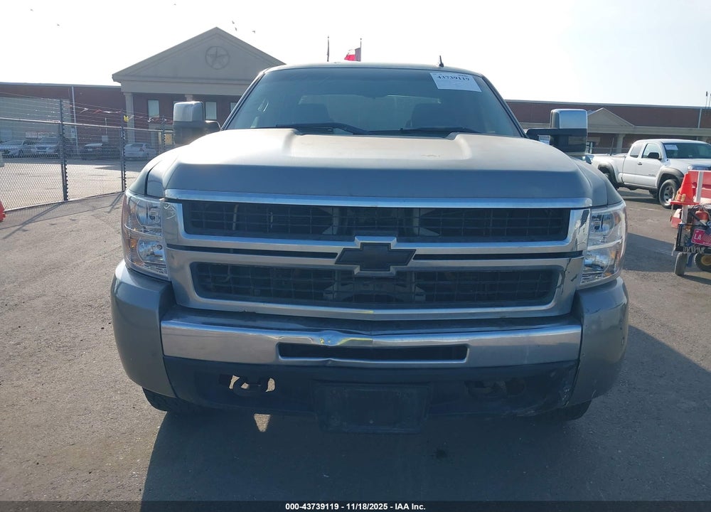 2008 CHEVROLET SILVERADO 2500HD WORK TRUCK VIN: 1GCHK29K28E120507
