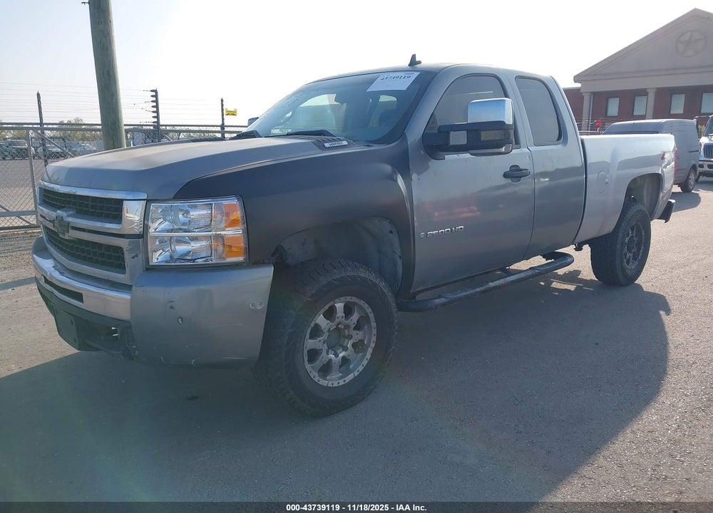 2008 CHEVROLET SILVERADO 2500HD WORK TRUCK VIN: 1GCHK29K28E120507
