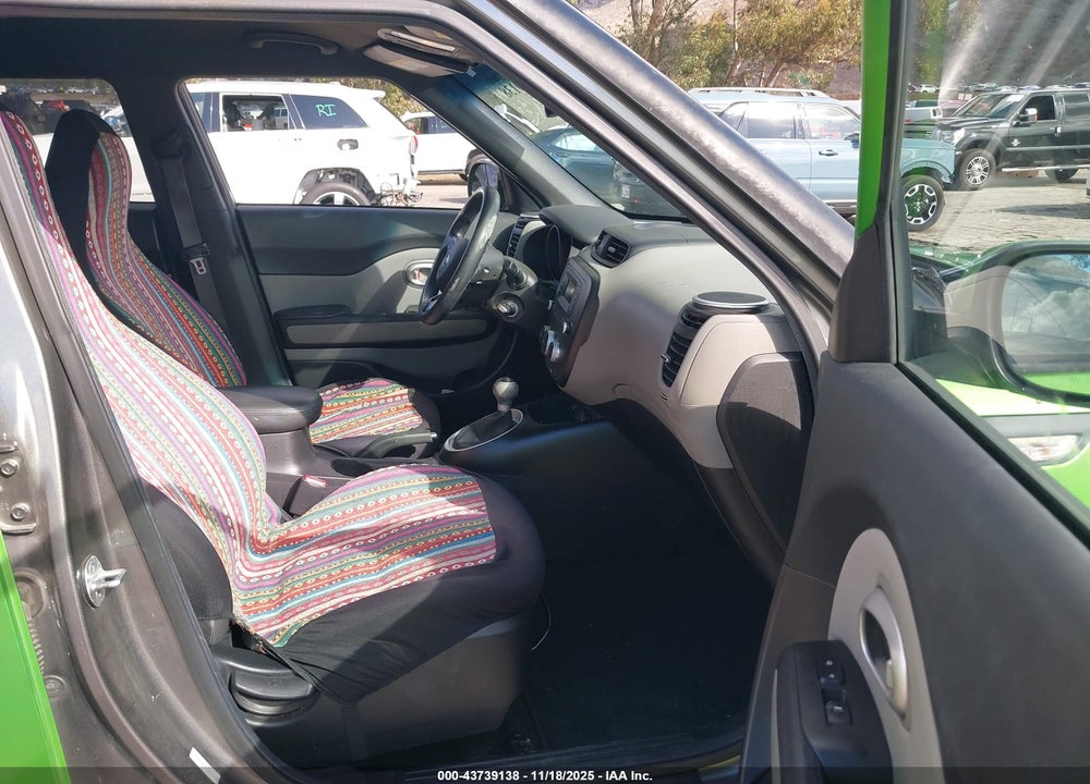 2014 KIA SOUL VIN: KNDJN2A28E7110987