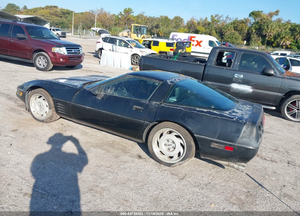 1991 CHEVROLET CORVETTE VIN: 1G1YY2382M5103110