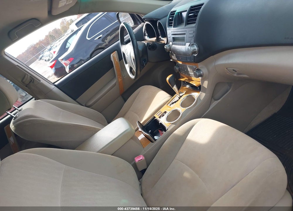 2008 TOYOTA HIGHLANDER HYBRID VIN: JTEEW41A282024637