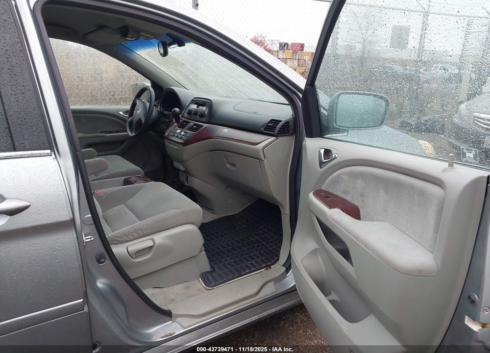 2008 HONDA ODYSSEY EX VIN: 5FNRL38458B000662
