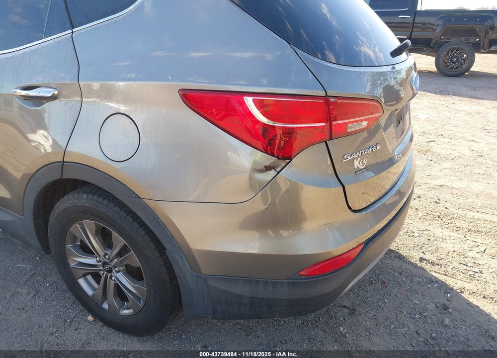 2016 HYUNDAI SANTA FE SPORT 2.4L VIN: 5XYZT3LB3GG350384