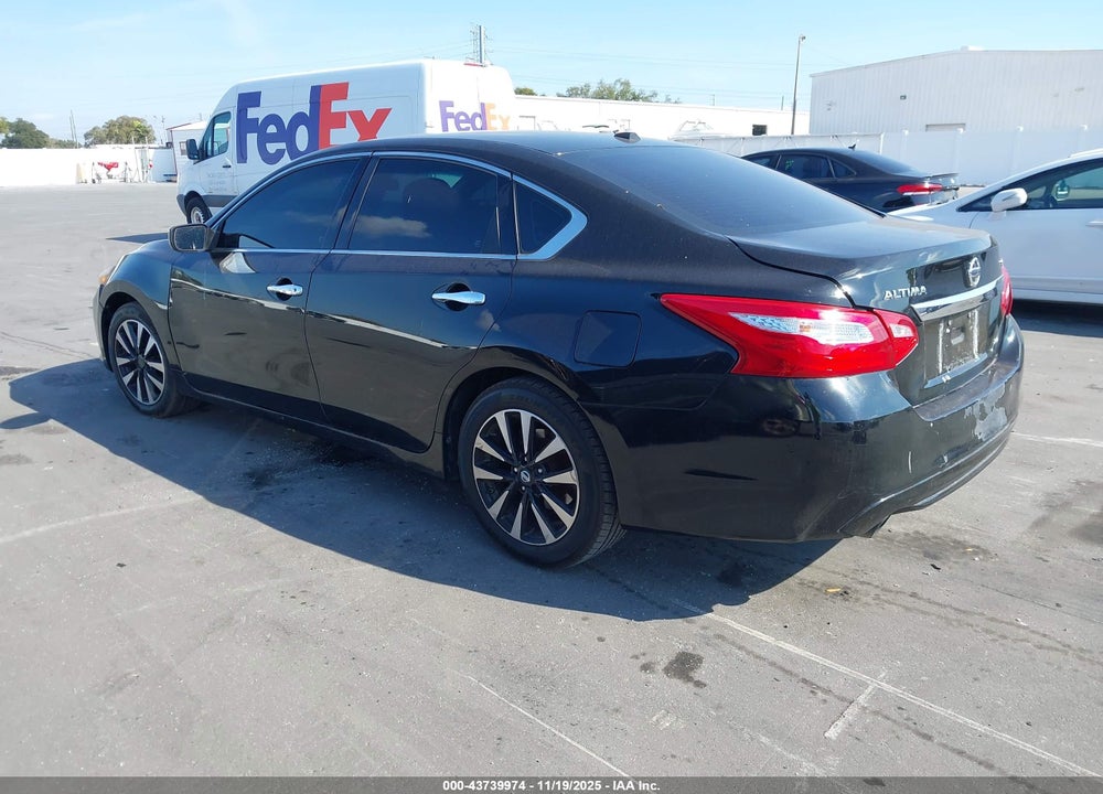 2017 NISSAN ALTIMA 2.5 SV VIN: 1N4AL3AP8HC293574