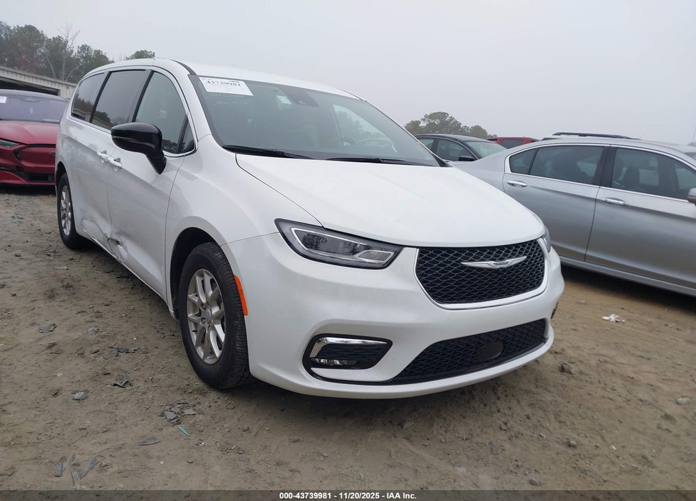 2025 CHRYSLER PACIFICA SELECT VIN: 2C4RC1BG6SR574626