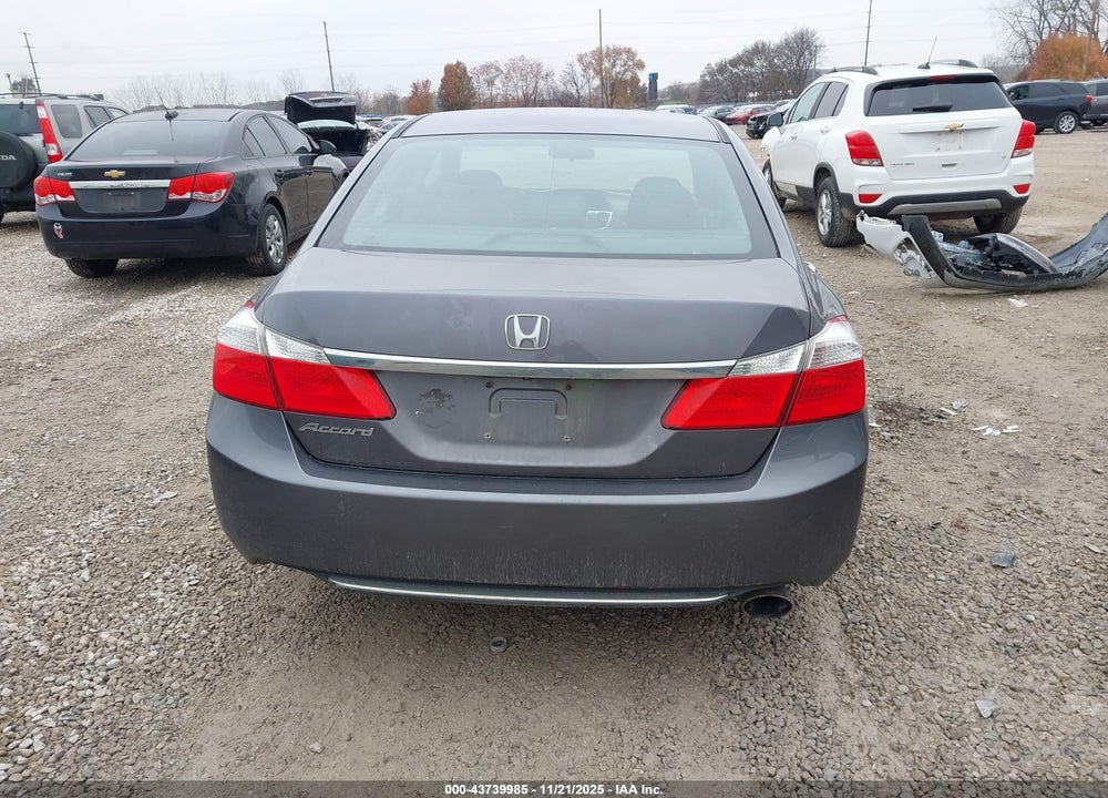 2015 HONDA ACCORD LX VIN: 1HGCR2F39FA077017
