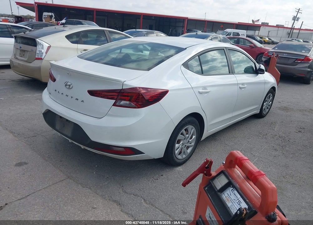 2020 HYUNDAI ELANTRA SE VIN: 5NPD74LF8LH521432
