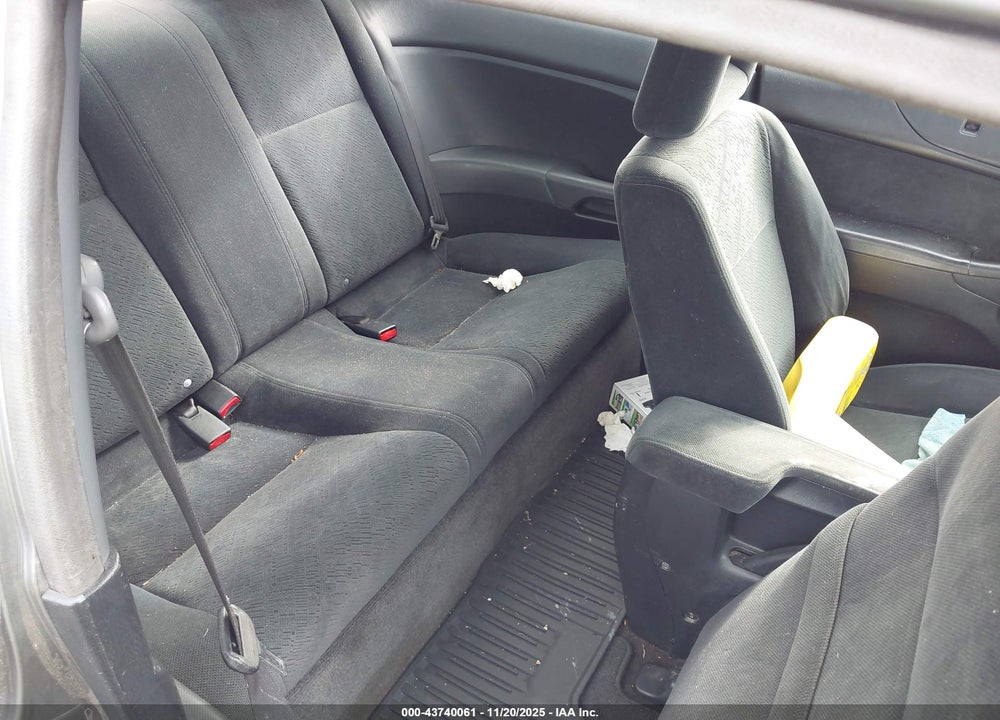 2005 HONDA CIVIC EX VIN: 1HGEM21945L001291