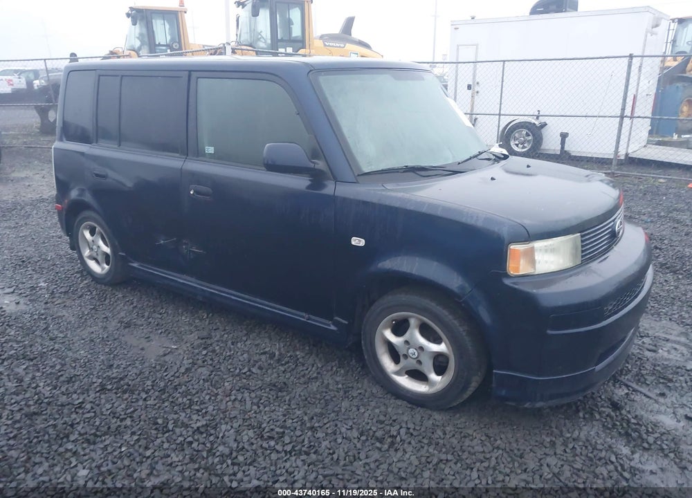 2005 SCION XB VIN: JTLKT324854004609