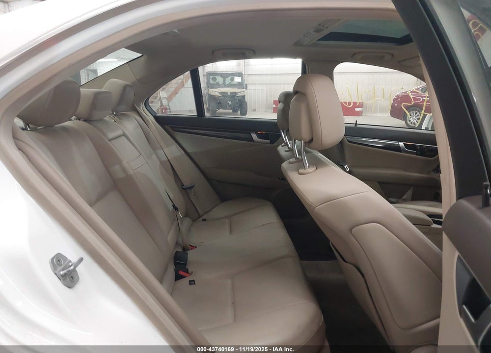 2013 MERCEDES-BENZ C 300 SPORT 4MATIC VIN: WDDGF8AB9DR279354