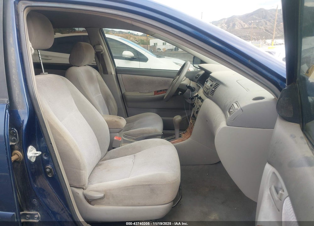 2007 TOYOTA COROLLA LE VIN: 1NXBR32E97Z775727