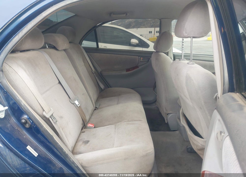 2007 TOYOTA COROLLA LE VIN: 1NXBR32E97Z775727