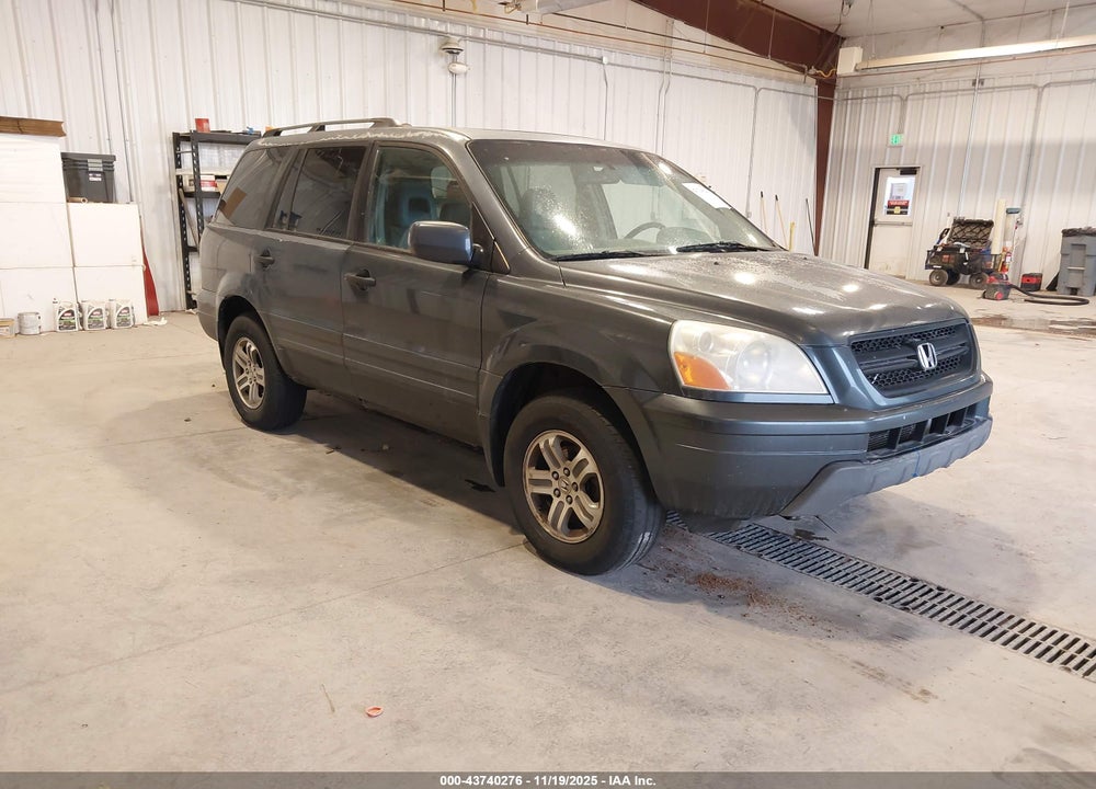 2005 HONDA PILOT EX-L VIN: 5FNYF18675B035451