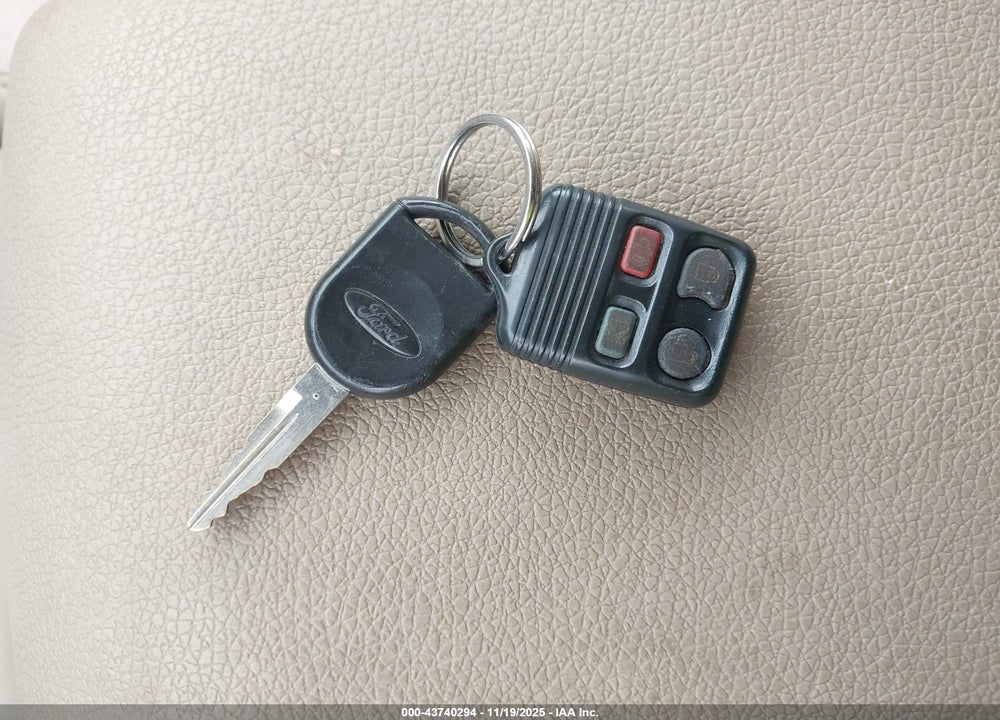 2007 FORD EXPLORER EDDIE BAUER VIN: 1FMEU74E17UA61428