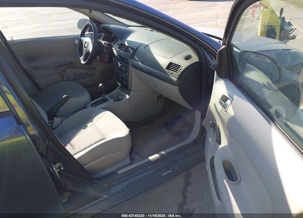 2008 CHEVROLET COBALT VIN: 1G1AK58F987217563
