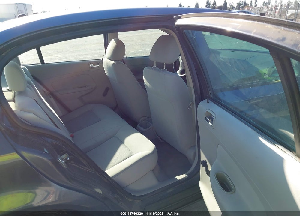 2008 CHEVROLET COBALT VIN: 1G1AK58F987217563